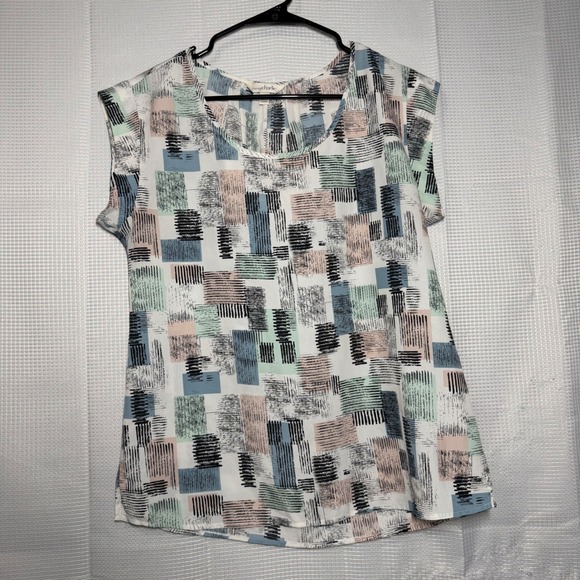Charming Charlie Tops - Charming Charlie Blouse Polyester Geometric Print Cap Sleeve Career Mod Top M